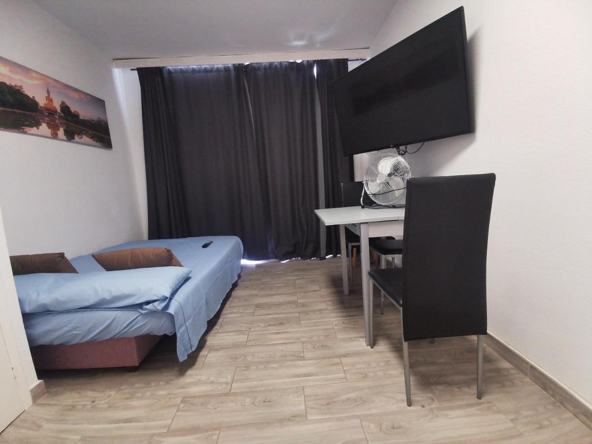 Sunny Apt With Terrace Coastal Area South Arona Arona  Exterior photo