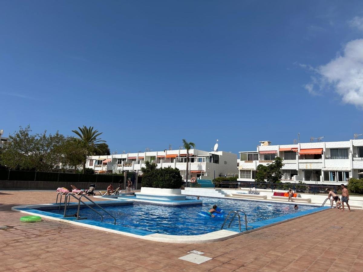 Sunny Apt With Terrace Coastal Area South Arona Arona  Exterior photo
